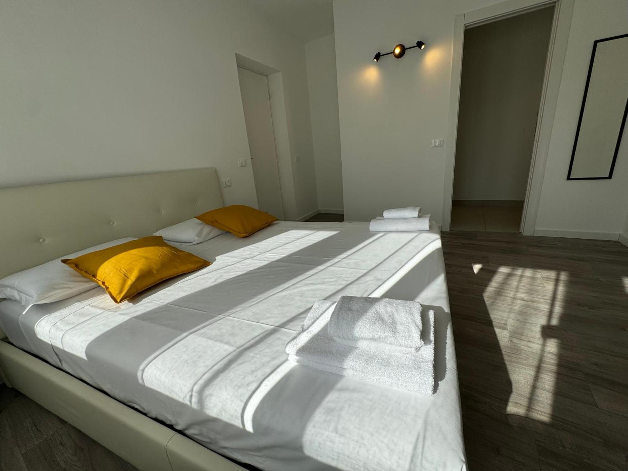 Feel - Casa Centrale แบร์กาโม ภายนอก รูปภาพ